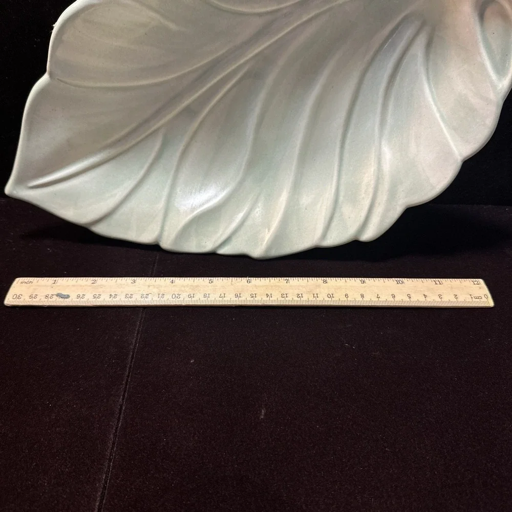 Royal Haeger Leaf Candy Dish Platter Plate Mid Century Modern style 13-1/4in